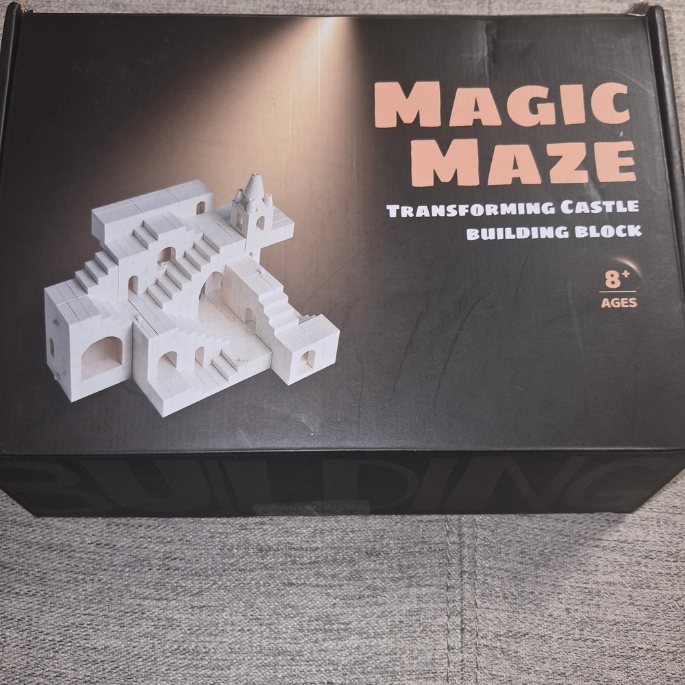 Magic Maze Transforming Castle Building Block 668 Pcs Architecture White QS200